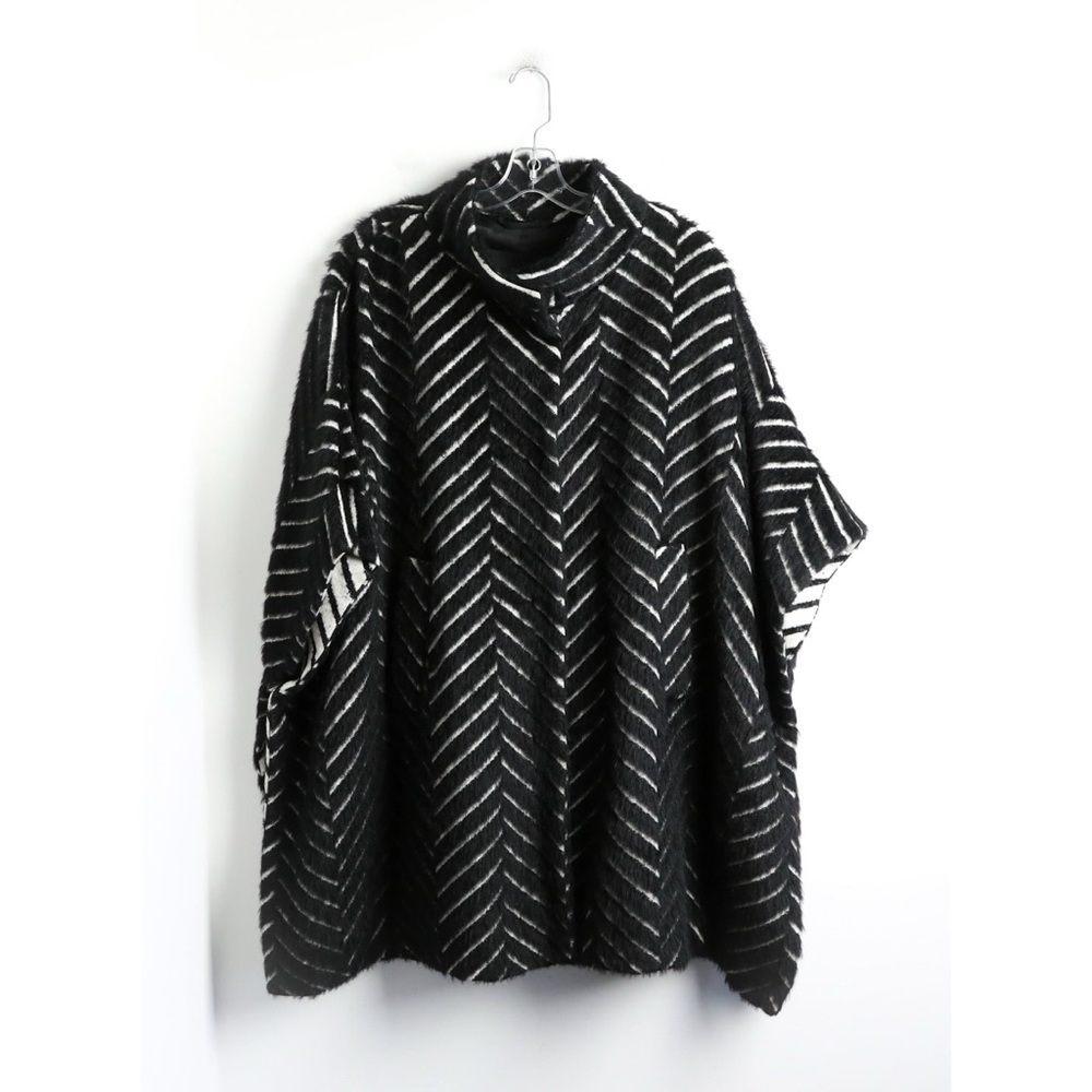 Marina Rinaldi fuzzy coat textured abstract print wool blend cape black alpaca